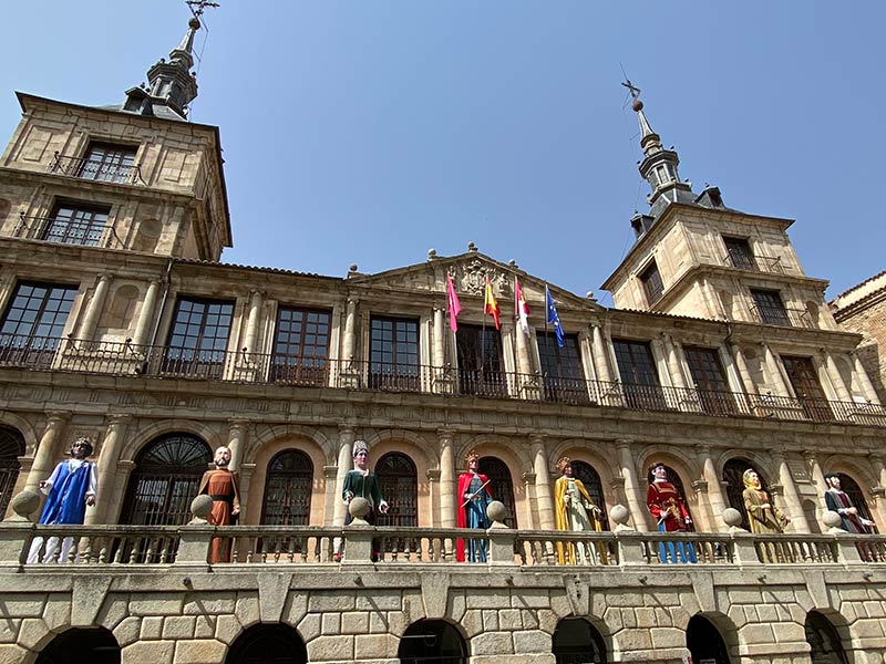 Gigantones y Cabezudos de Toledo