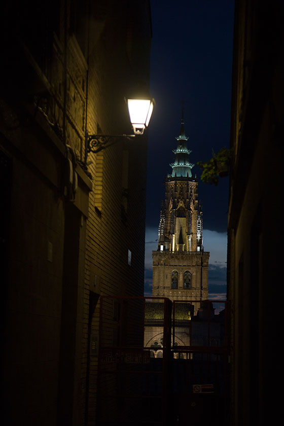 La catedral vista desde el Callejón Vinos Esquivias